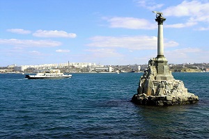 Памятник затопленным кораблям